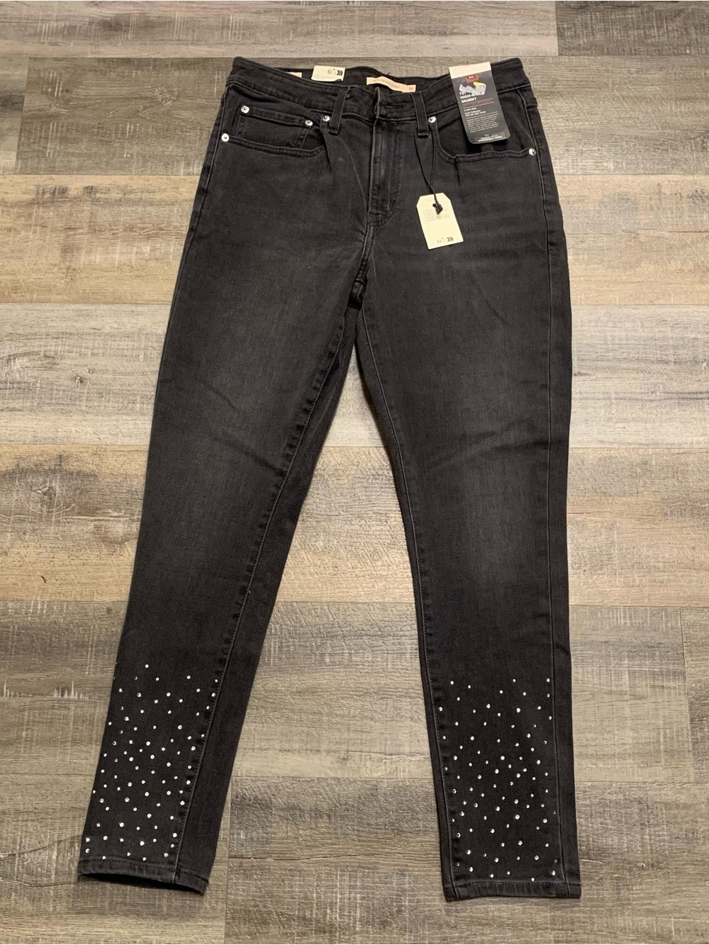 Levi's 721 High Rise Skinny Jeans Rhinestone Embellishments Women's Size 30 NWT